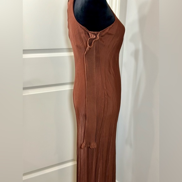 ZARA COMBINATION ARM WARMER
DRESS ✨EUC✨ 100% Viscose Main - Picture 6 of 16